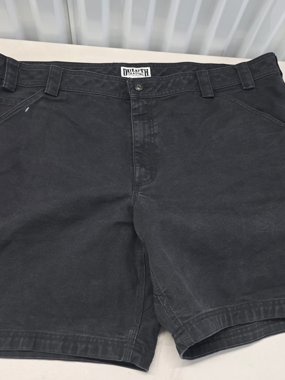 Duluth Trading Co Black Men's Canvas Flat Front Shorts